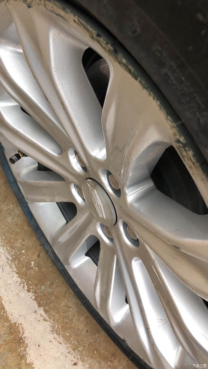 换了轮毂,轮毂盖,盖不上
