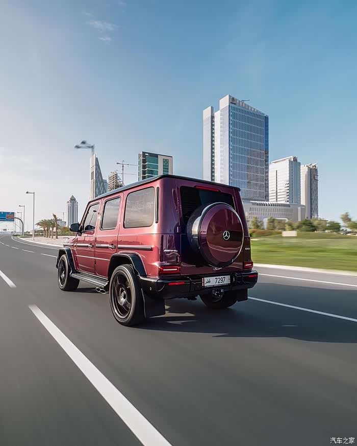 威武霸气的奔驰大g,太帅了.