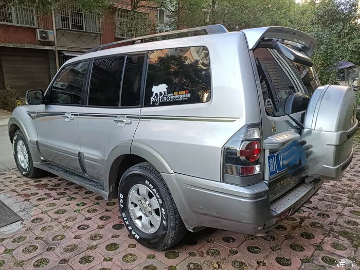 08年精品最高配置三菱帕杰罗v77