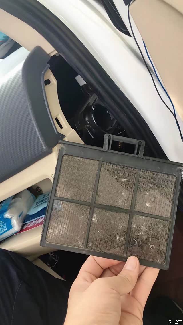 空调滤网怎么拆