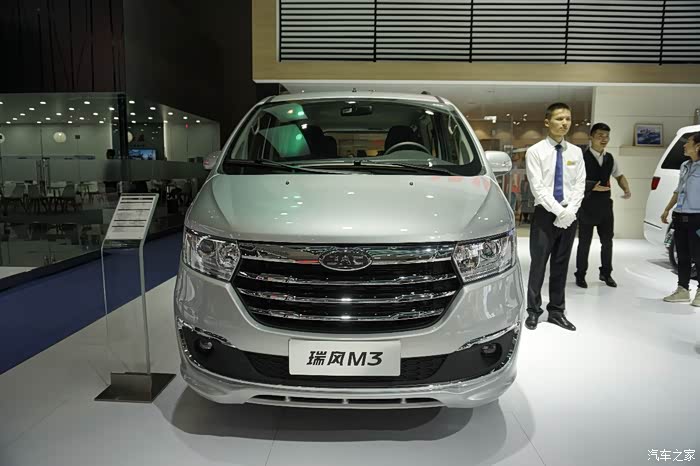 2018成都车展现场赏车之瑞风m3