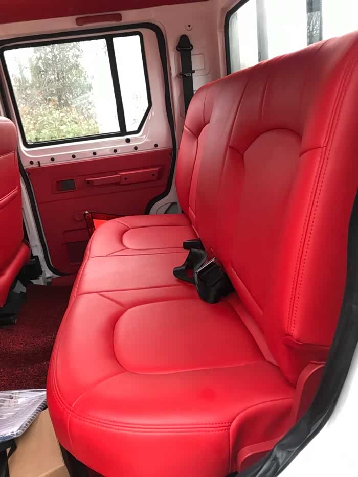 勇士皮卡改装内饰