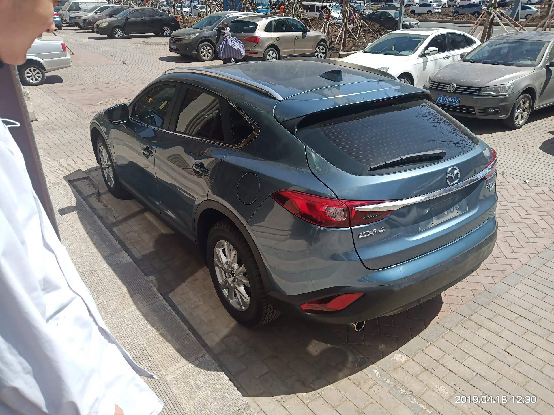 马自达cx4什么颜色最好看