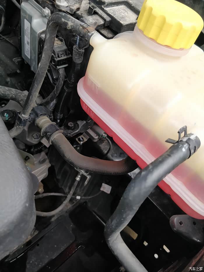5l的水箱螺丝在哪儿,准备换防冻液_宝骏730论坛_汽车之家论坛