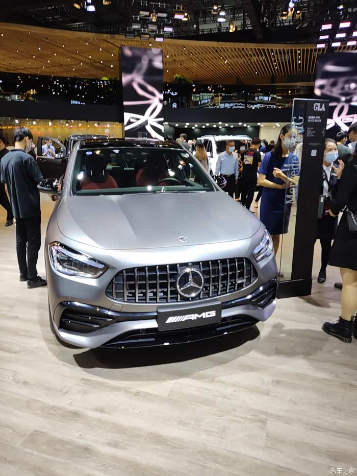 2021广州车展奔驰amggla35性能车