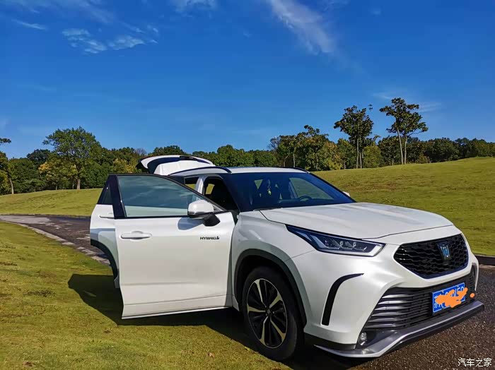 行驶了3000公里——丰田皇冠路放