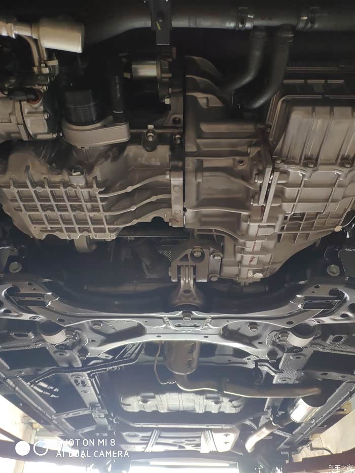 广汽传祺gm6底盘装甲完成作业