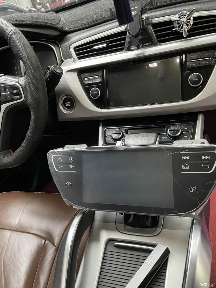 16款博越自己更换不一样的车机简直太完美了