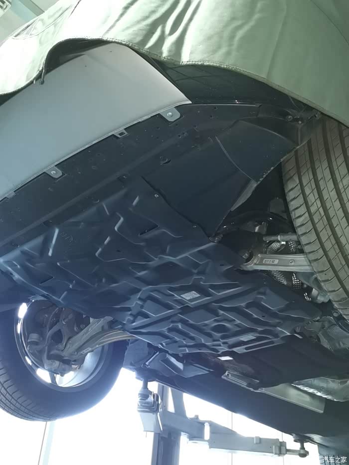 换钛合金下护板,看看使用效果如何?_奥迪q5/q5l论坛_汽车之家论坛