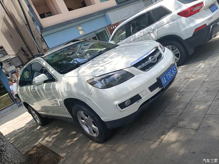 出售14年14款比亚迪s6suv内饰充新