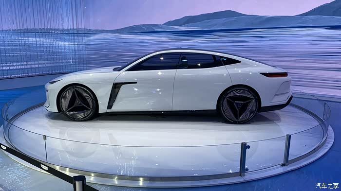 【图】【2023上海车展】纯电动中大型轿跑吉利银河之光概念车正式亮相