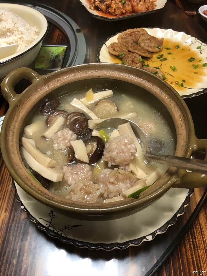 南雄帽子峰林场黄金大道之旅