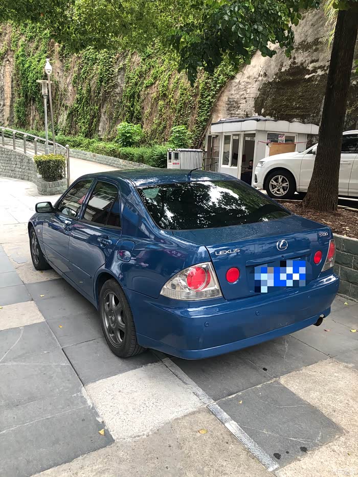 凌志is200-咬地鲨!罗定市-达人车汇-红鲨唐仔!