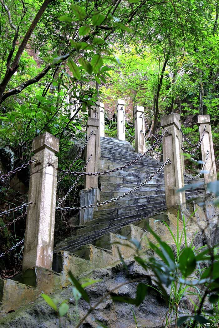 耀佛岭秀观音山,祈福许愿赏风景.