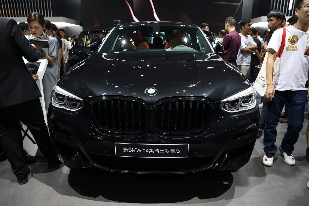 2019广州车展探馆宝马x4黑骑士限量版上市518万起