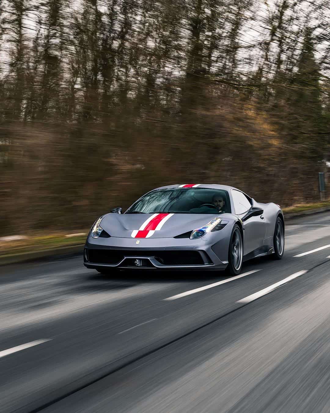 【图】法拉利458,奔跑中的豪车_法拉利论坛_汽车之家论坛