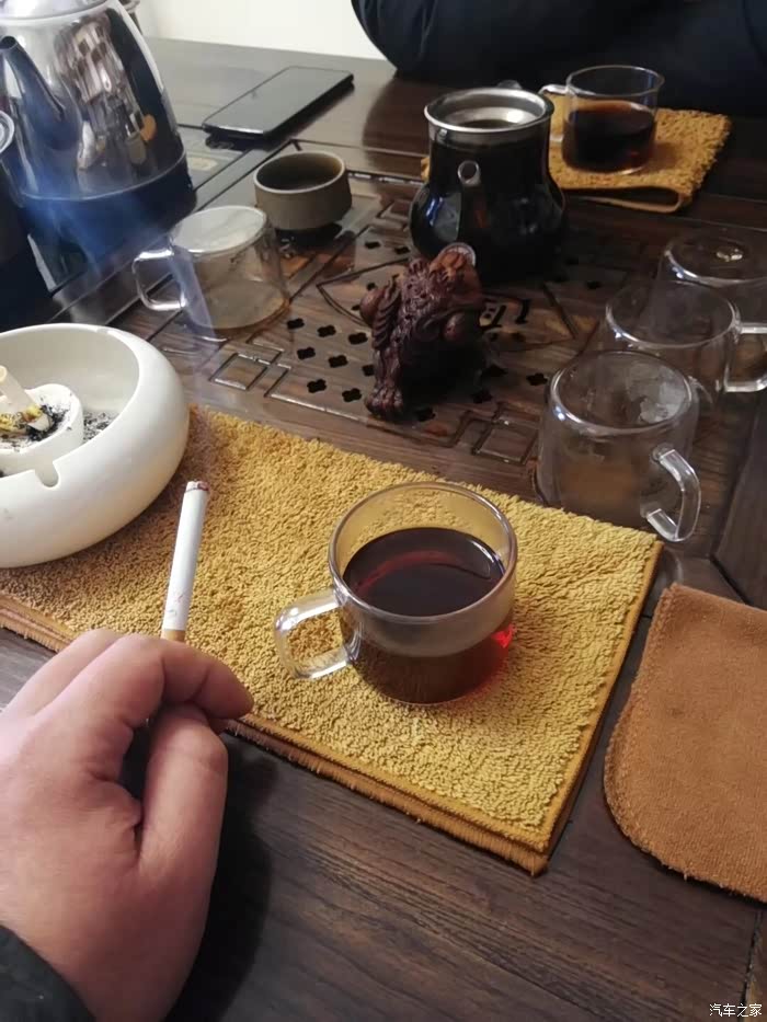 做宅男宅在家没事喝茶!