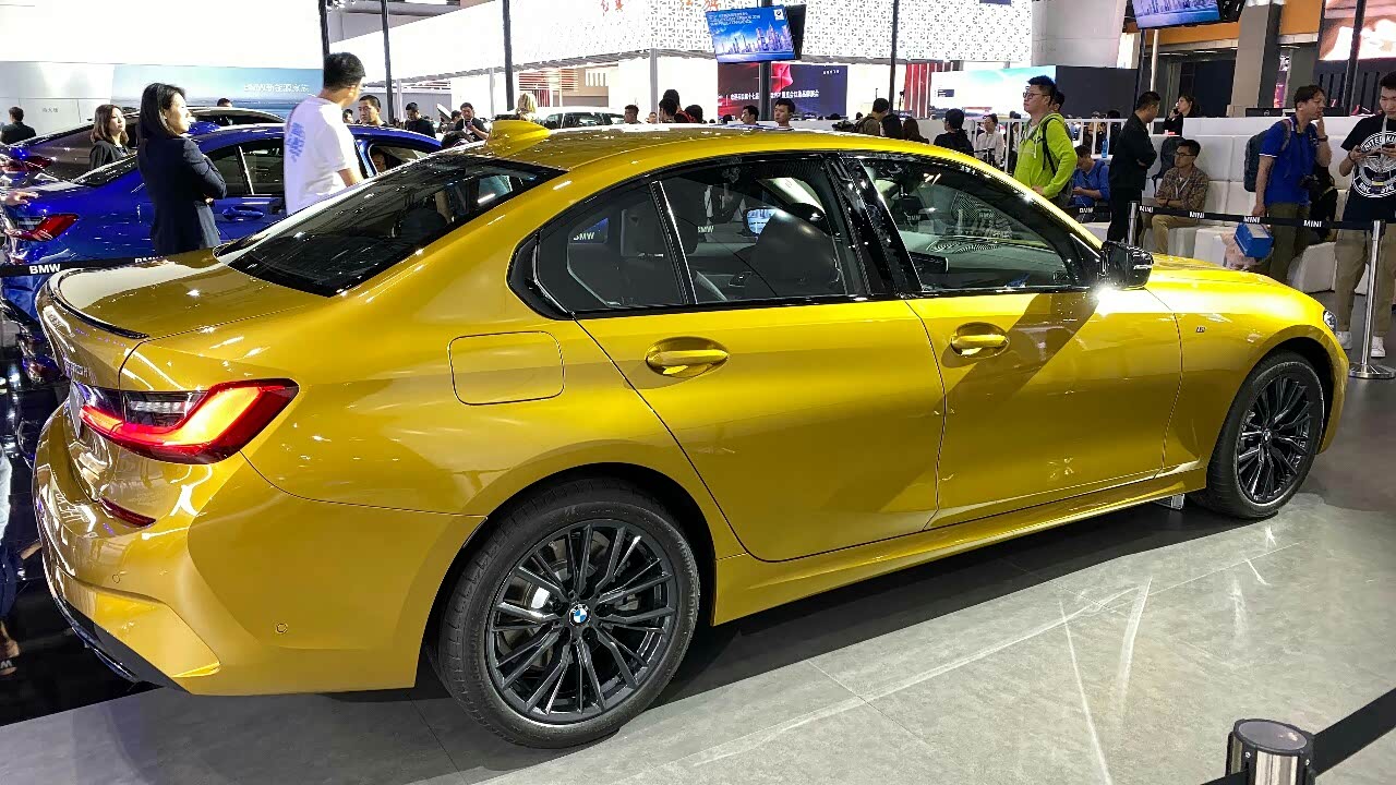 宝马3系最受欢迎的宝马车金色也确实帅气