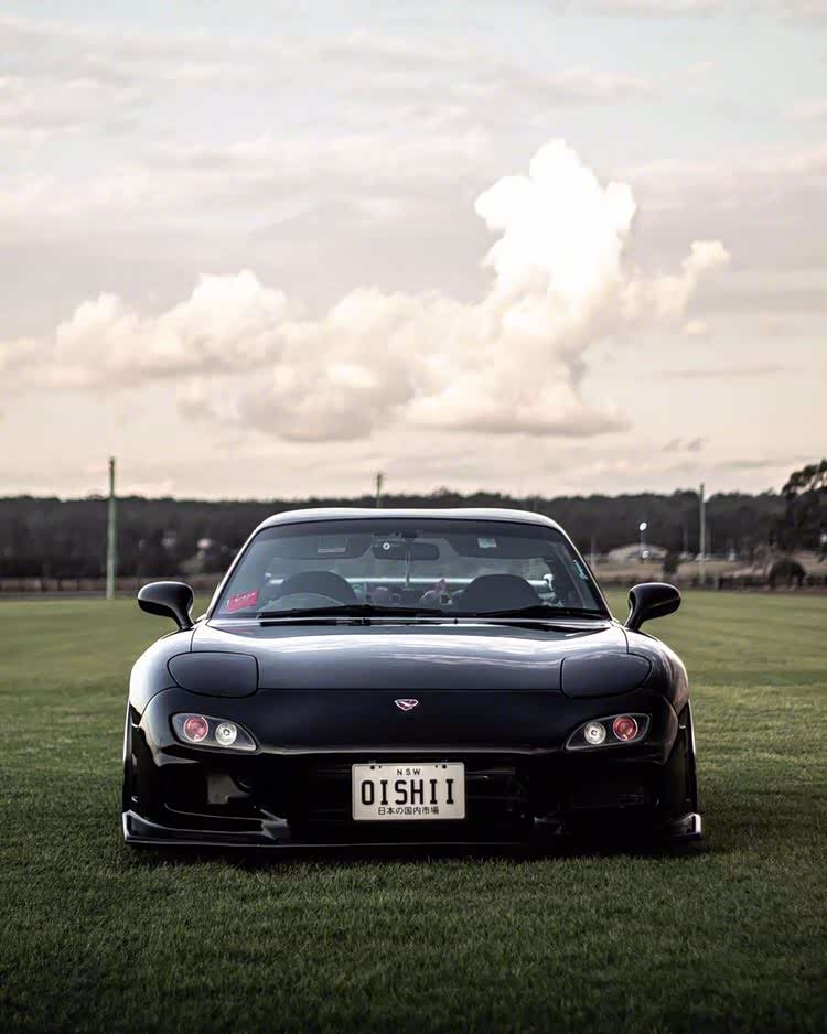 一枚漂亮的转子引擎马自达rx7色