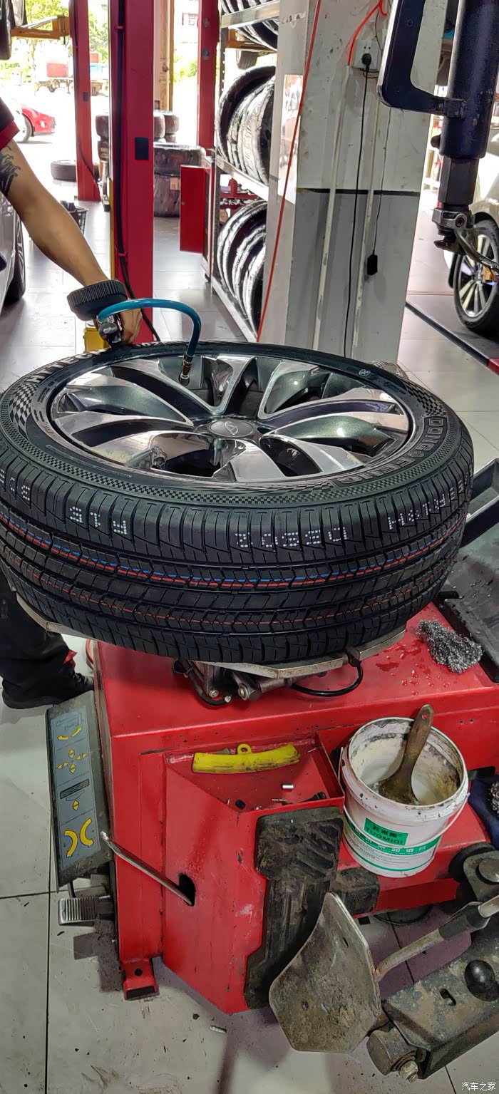 东风轮胎军工品质使命必达dss02