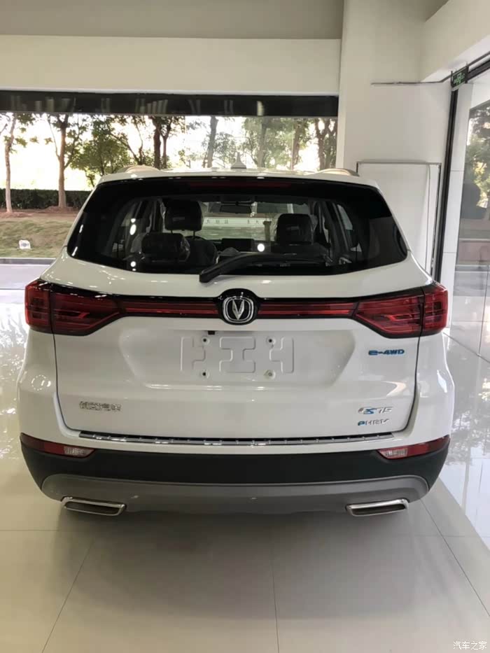 福建长安cs75phev惊人的800km续航