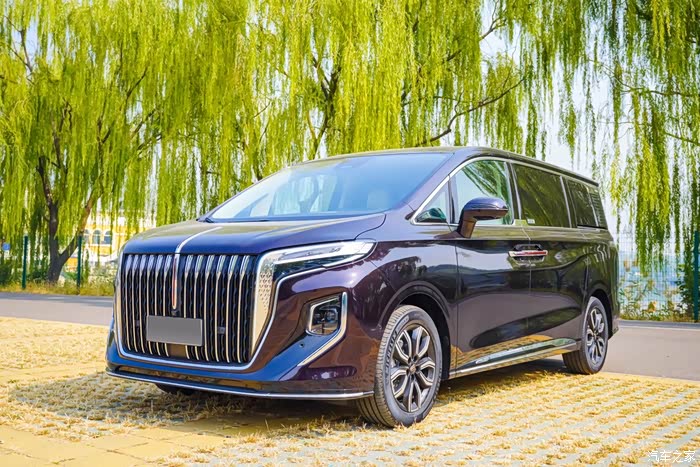 高端的品控称心如意的保姆车选择红旗hq9不纠结