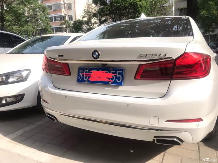 【图】谁有最新改款的车尾照片_宝马5系论坛_汽车之家论坛