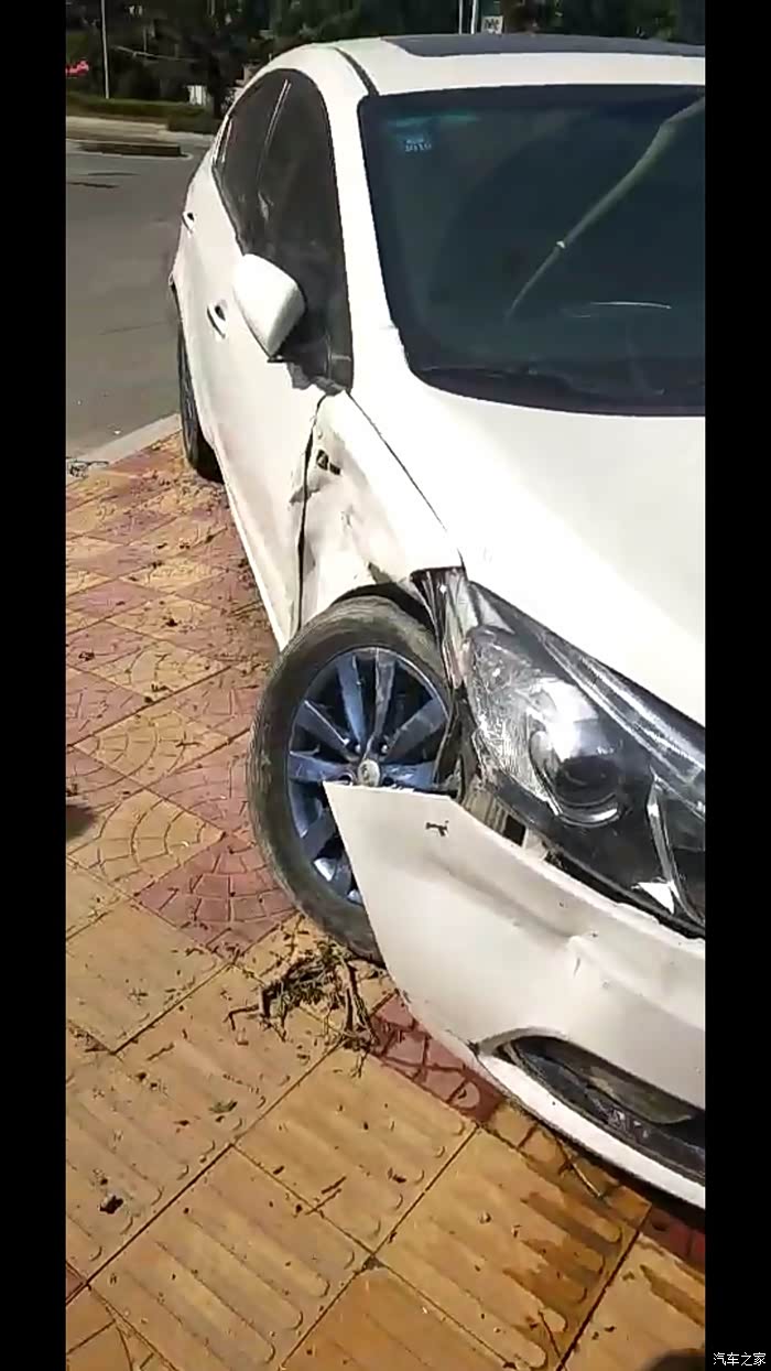 起亚k3的左侧后车门更换多少钱?