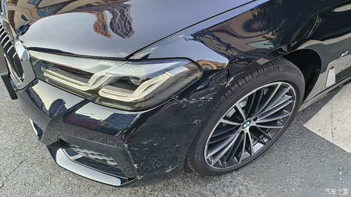 【图】还没上牌就被撞了 难受_宝马5系论坛_汽车之家论坛