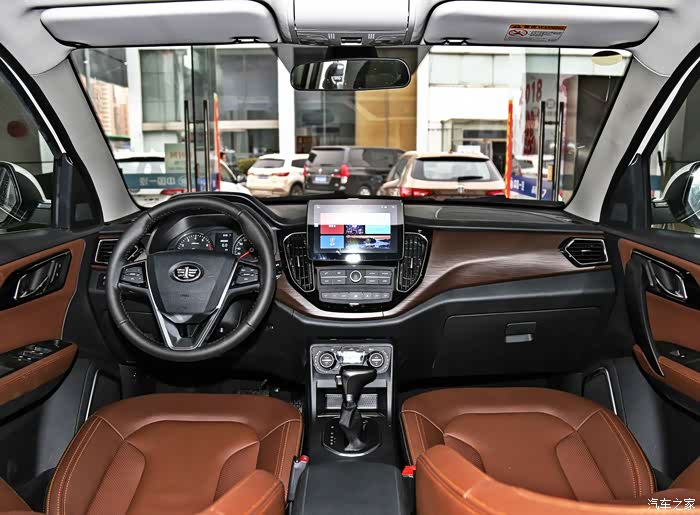 森雅感恩回馈#试驾森雅r7c,支持自主品牌        内饰方面,森雅r7c的