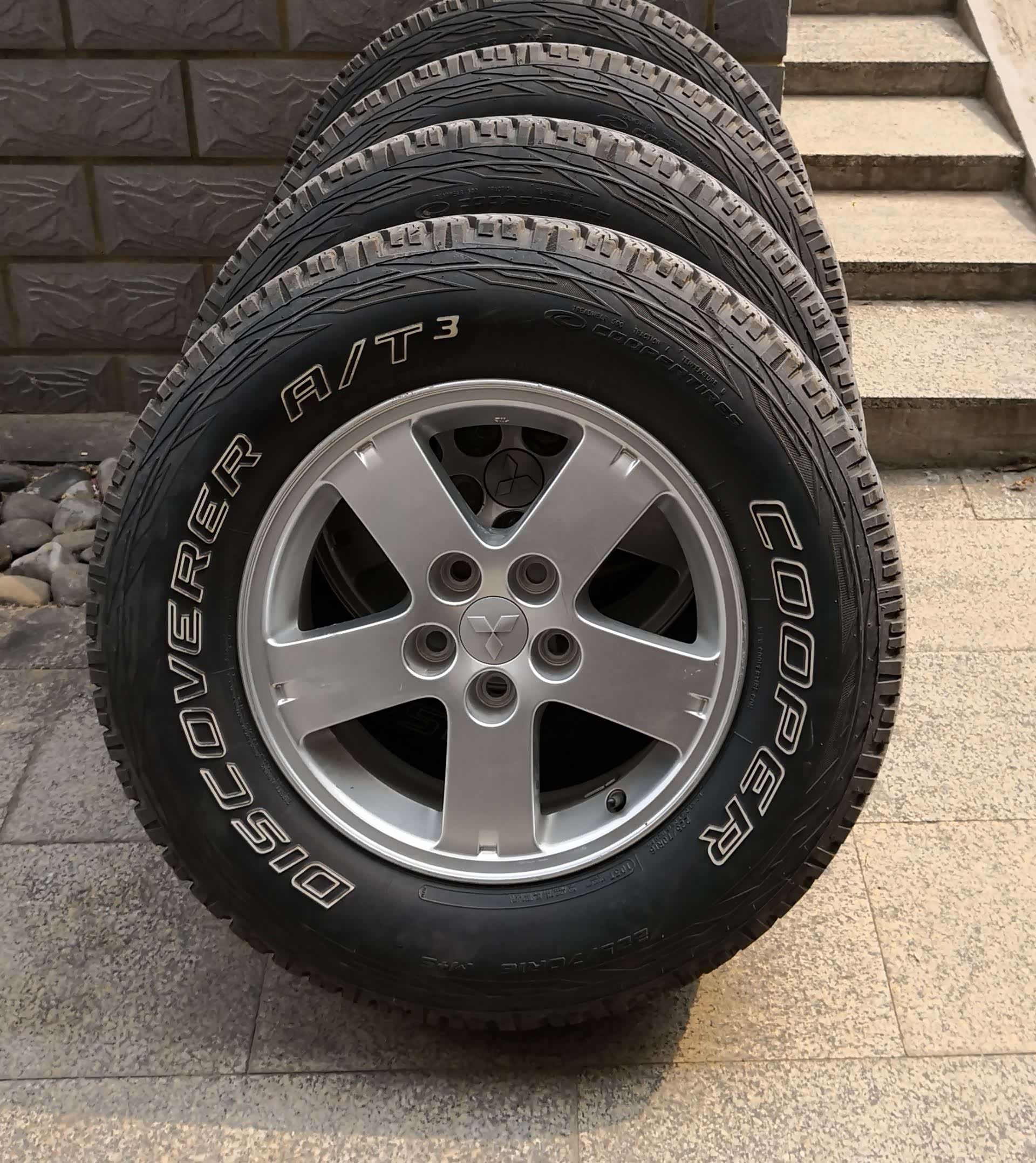 出16寸轮廓轮胎