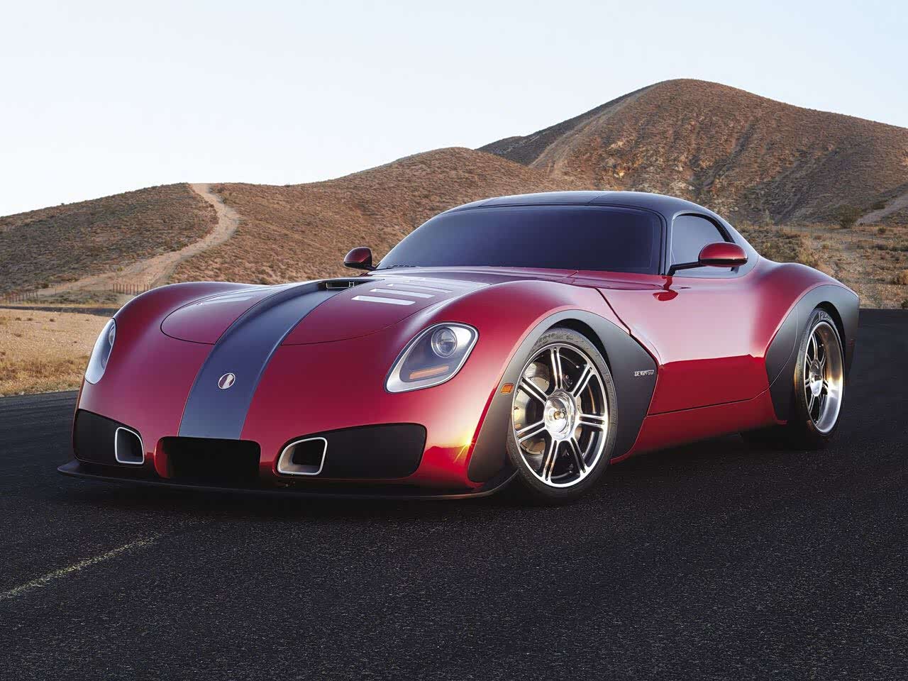 devon gtx使用了道奇蝰蛇8.4升v10发动机