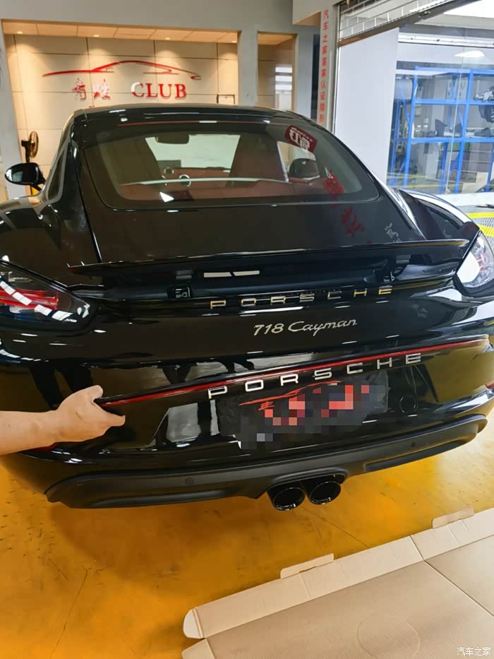 【图】718 升级贯穿尾灯_保时捷718论坛_汽车之家论坛