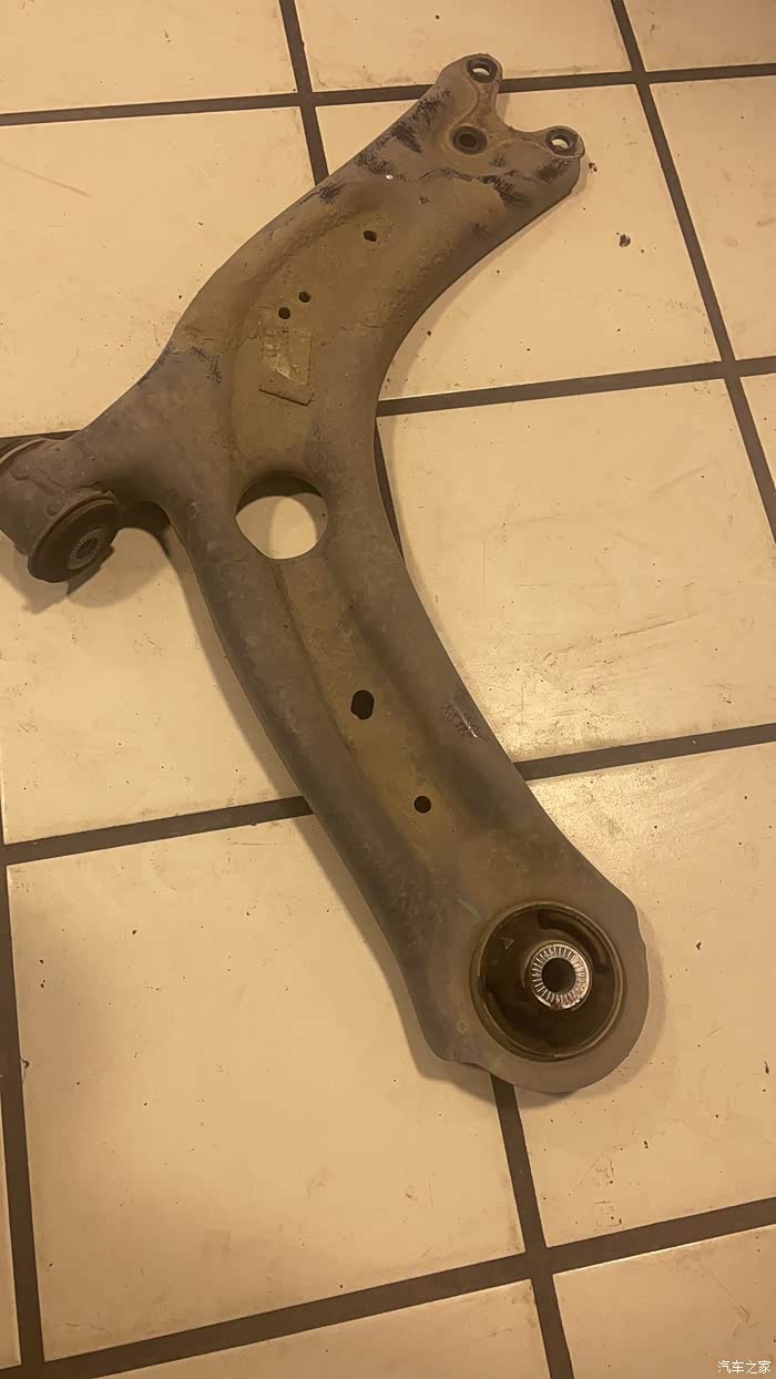 【图】迈腾b8更换下摆臂_迈腾论坛_汽车之家论坛