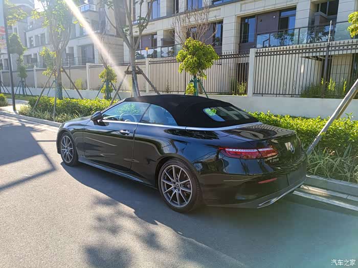 e260祖母绿敞篷轿跑半年使用心得体会,属于这台车独特的优雅_奔驰e级