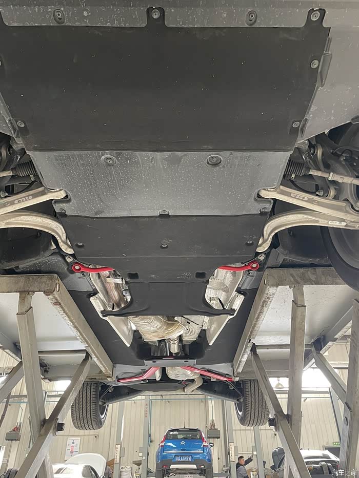【图】奥迪q5l安装底盘加固套件(车身稳定杆)_奥迪q5/q5l论坛_汽车之