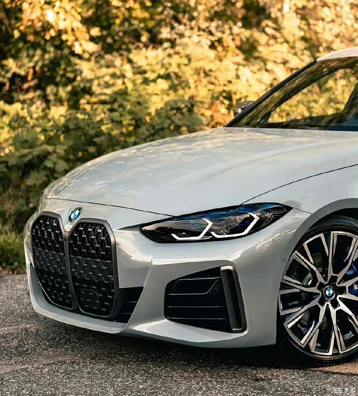 丑帅丑帅的宝马m440i