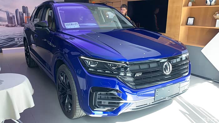 锐尊30魅影蓝提车