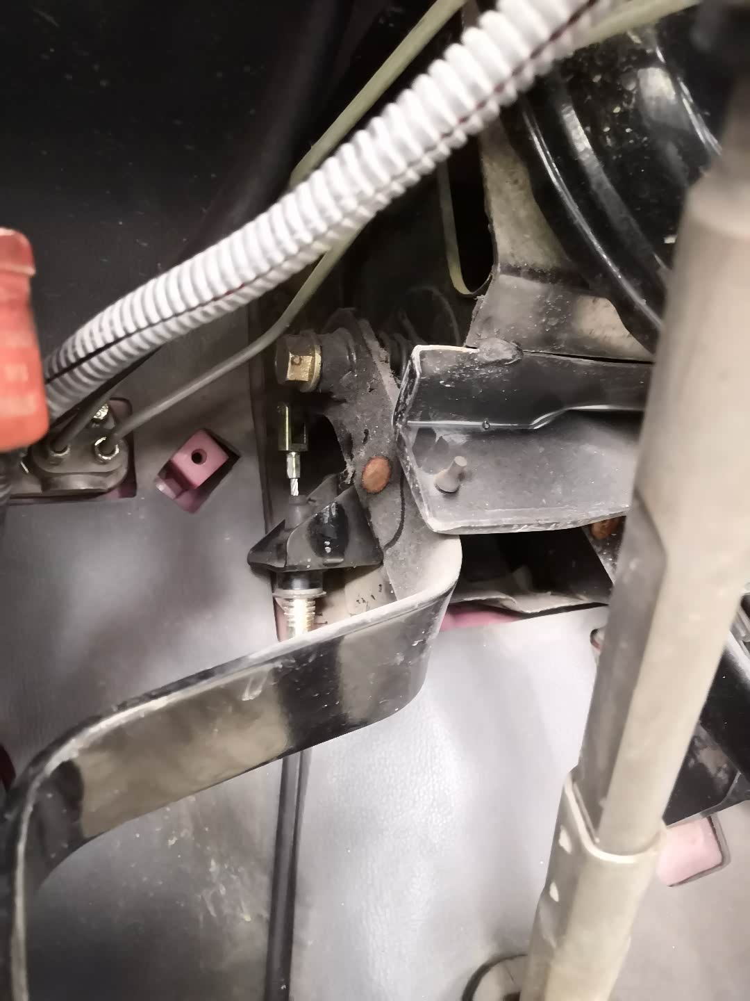 请教一下车友离合问题?_五菱之光论坛_手机汽车之家