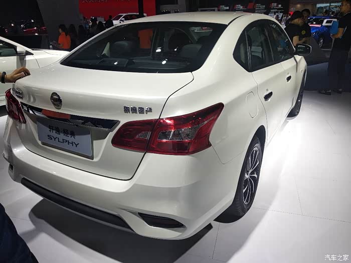 【成都车展】东风日产轩逸经典