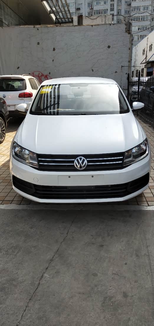 拥有桑塔纳,走遍天下都不怕