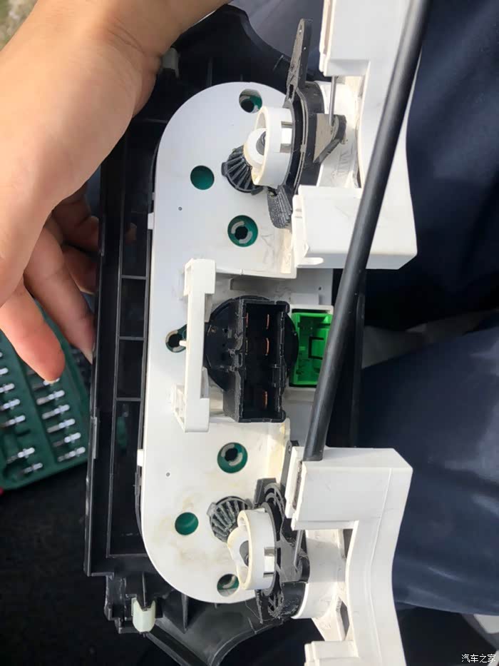 【图】cd机加装内置蓝牙,空调旋钮,背景灯_雨燕/速翼特论坛_汽车之家