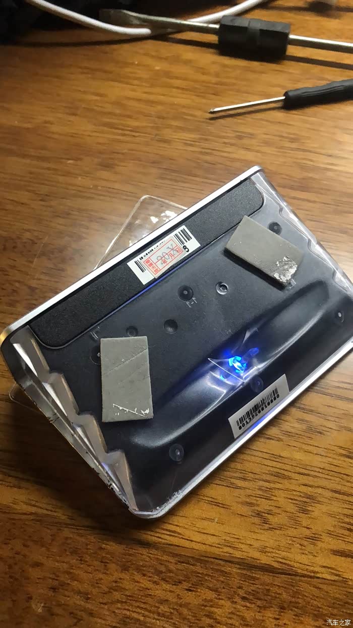 铁将军e3胎压监测显示器更换电池