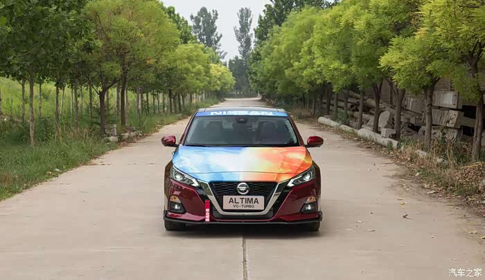 先颜值后内涵一款20t的天籁改装惊艳了我