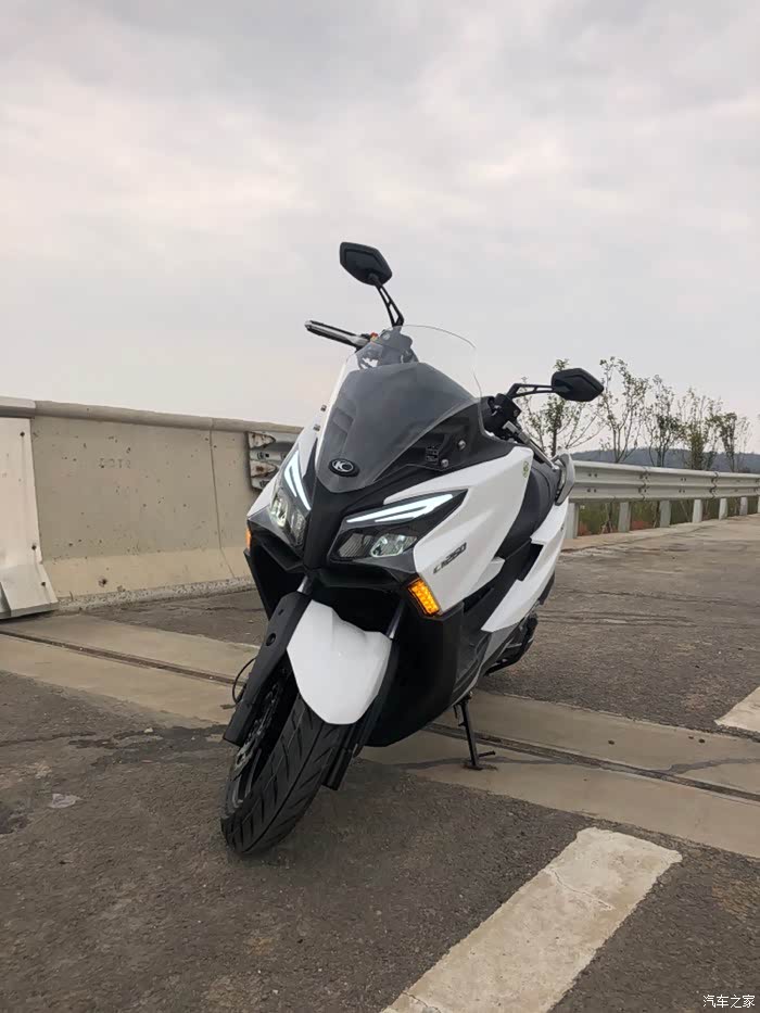 最佳性价比的250踏板摩托车!