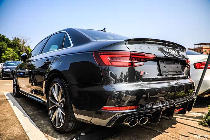 43577 | 回复: 108 奥迪s论坛 广东audi sport v6t club年中会深圳