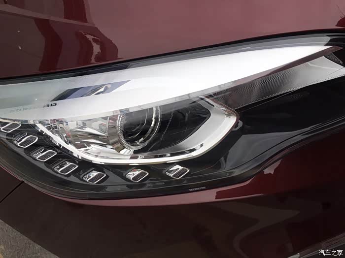前脸大灯,配置led灯