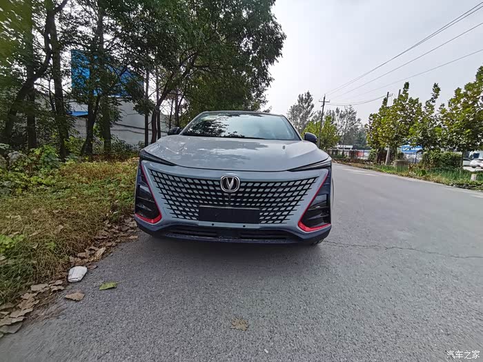 这水泥灰绝对有回头率长安uni