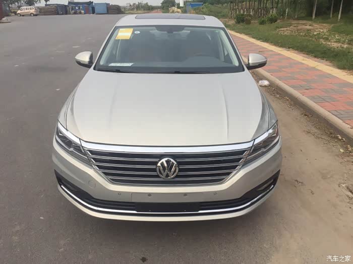 朗逸plus1.4t豪华版买白色还是金色