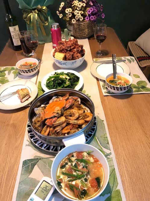 和女朋友冬天爬泰山and吃大餐,真幸福